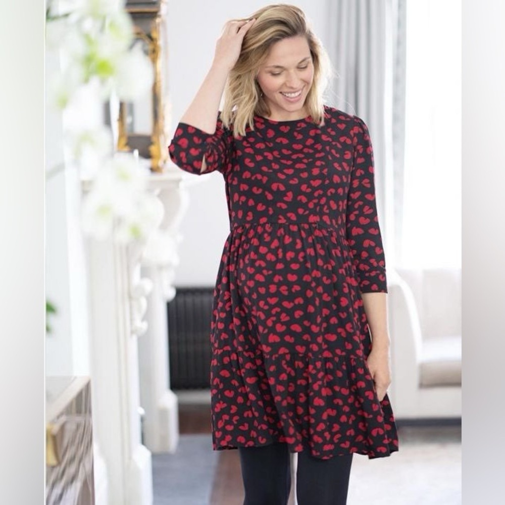 Seraphine Gita Heart Print Tiered Maternity & Nursing Dress Size 6 Black Red